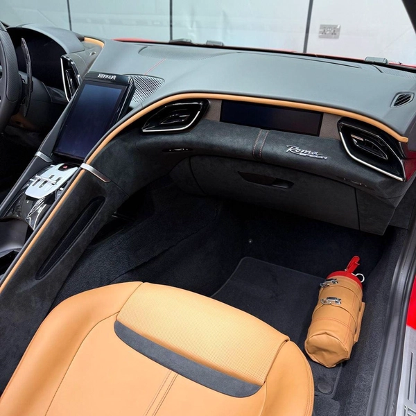 Ferrari Roma Spider | Brand New | GCC Specs with 5 years warranty and 7 years service contract | Latest Ferrari C