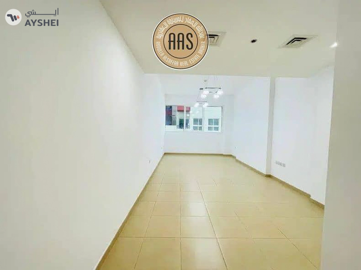 In prime location huge 2bhk with all amenities-6-6