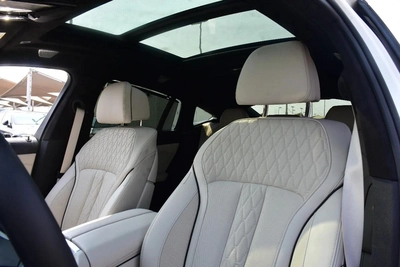 BMW X6 M60i X-DRIVE 2025 | WHITE-21