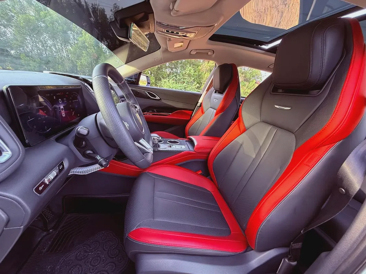 Hongqi HS3 Luxury Pro 2025 | GCC Specs | Brand New Luxury SUV