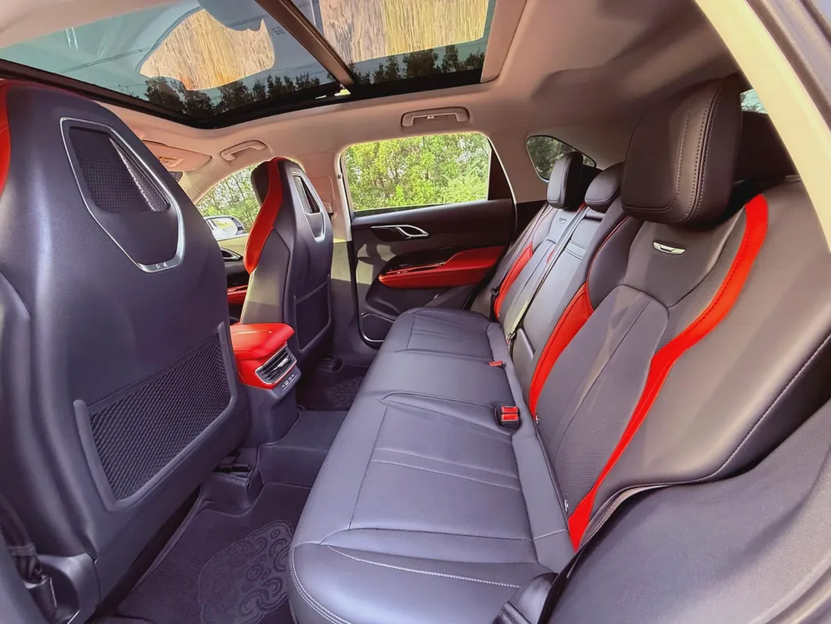 Hongqi HS3 Luxury Pro 2025 | GCC Specs | Brand New Luxury SUV