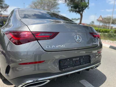 Mercedes Benz CLA250 PREMIUM-10