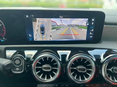 Mercedes Benz CLA250 PREMIUM-13