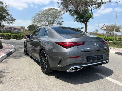 Mercedes Benz CLA250 PREMIUM-2