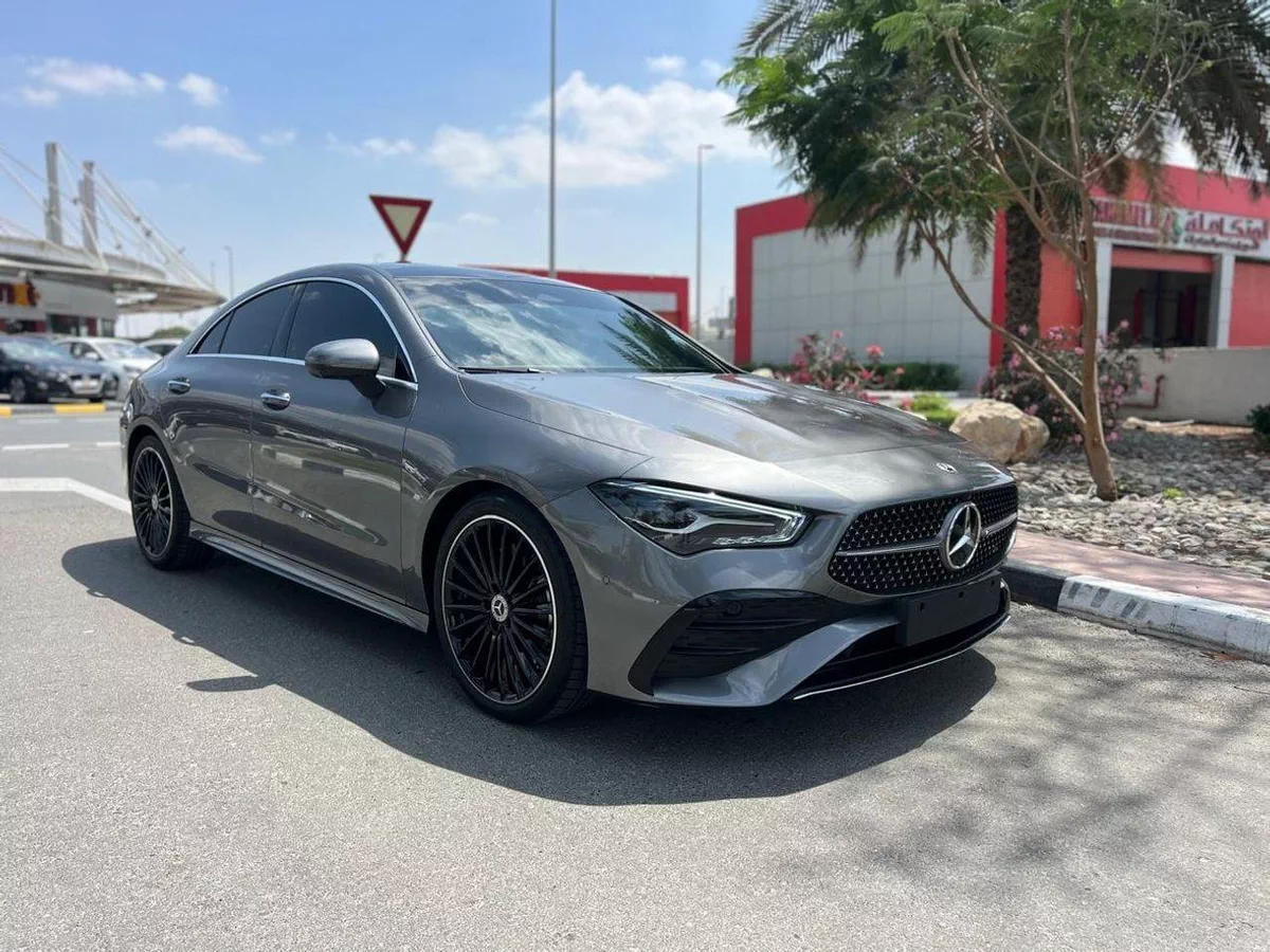 Mercedes Benz CLA250 PREMIUM-1-0
