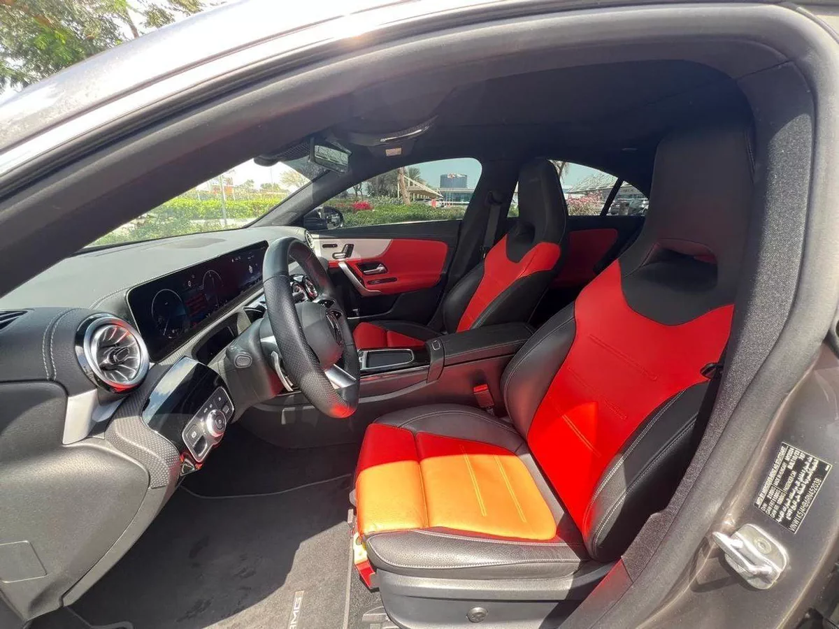 Mercedes Benz CLA250 PREMIUM-4-0