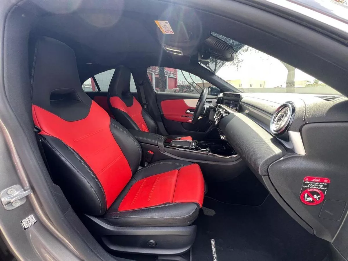 Mercedes Benz CLA250 PREMIUM-6-0