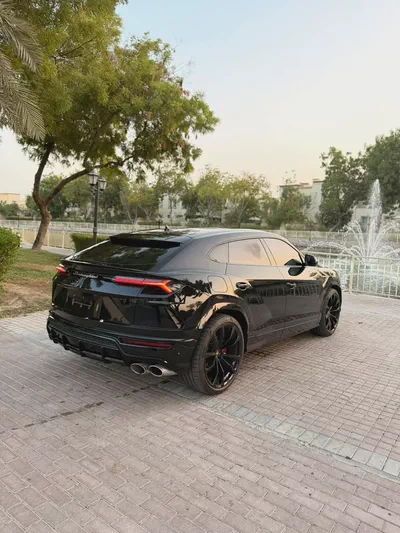 2021 Lamborghini Urus GCC Specs 55,000 km (Full History) Lambo Service Package-5