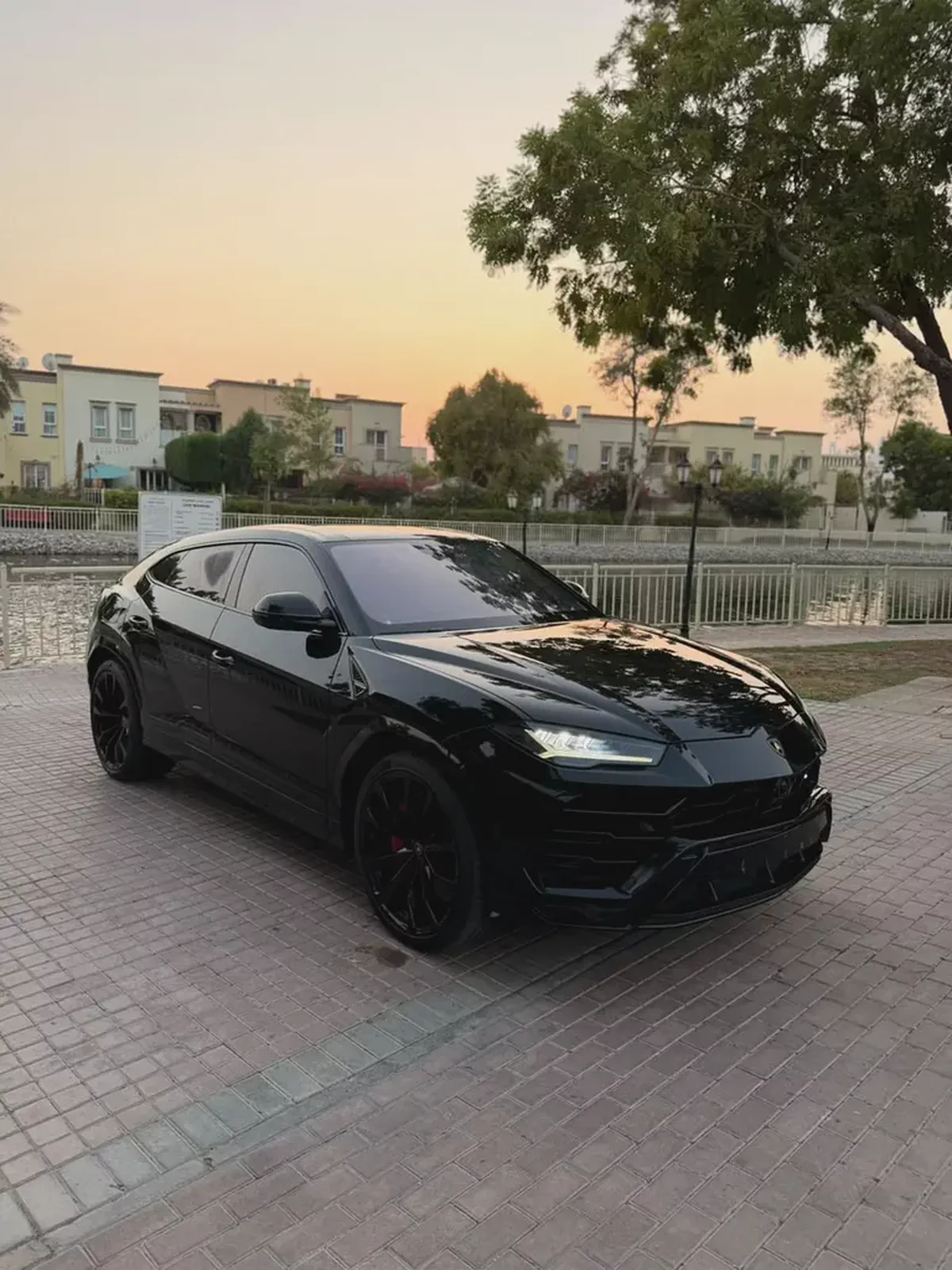 2021 Lamborghini Urus GCC Specs 55,000 km (Full History) Lambo Service Package-3-3