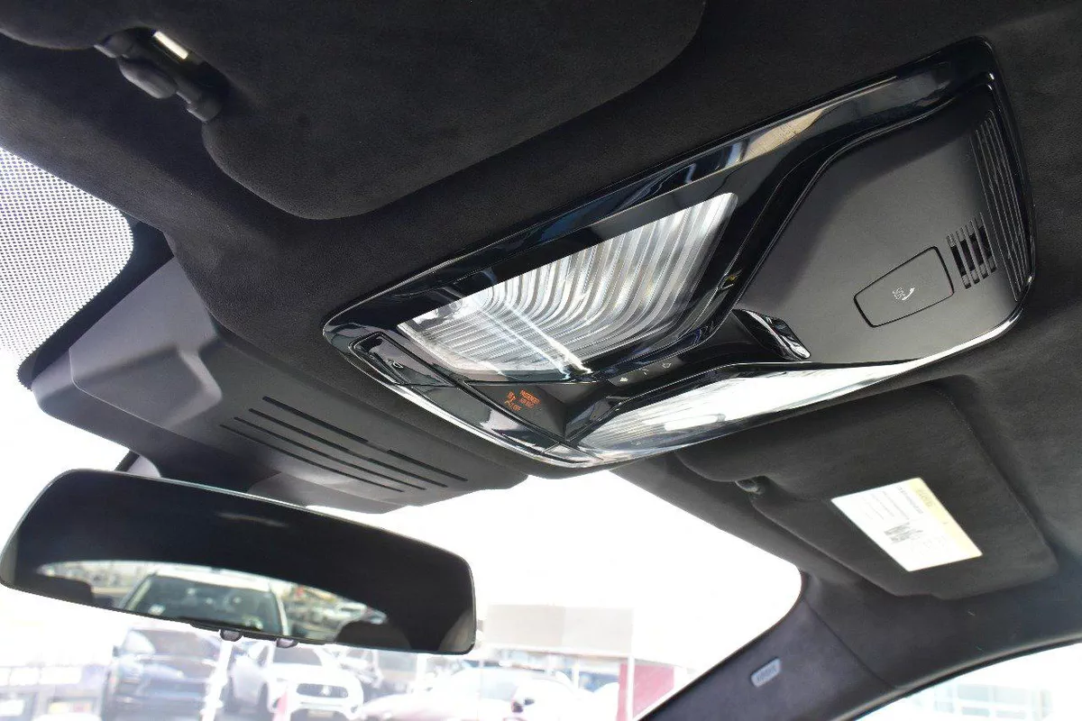 BMW X6 M60i X-DRIVE 2025 | WHITE-8-8