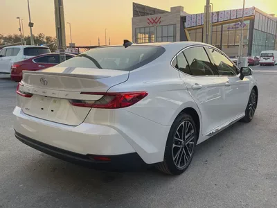 2026 Toyota Camry GLE | GCC Specs | Brand New Luxury Sedan-4