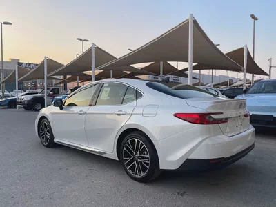 2026 Toyota Camry GLE | GCC Specs | Brand New Luxury Sedan-5
