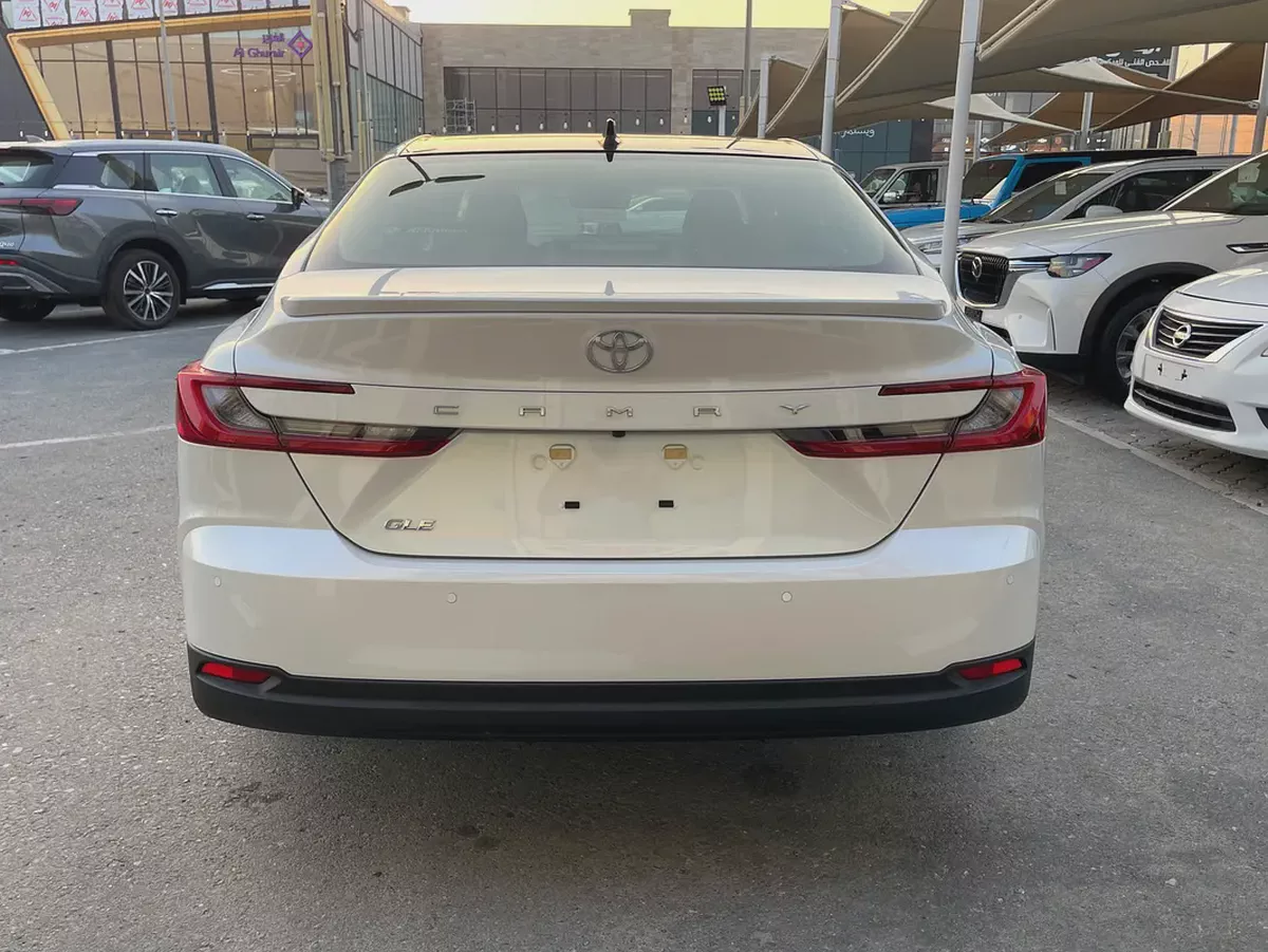 2026 Toyota Camry GLE | GCC Specs | Brand New Luxury Sedan-3-3