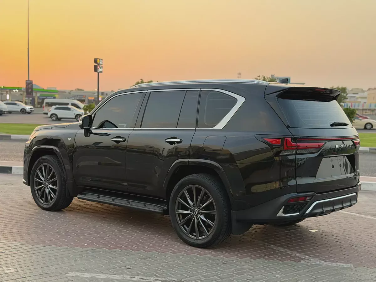 Lexus LX 600 F-Sport 2023 GCC Under Warranty and Contract Service Al-Futtim-10-10