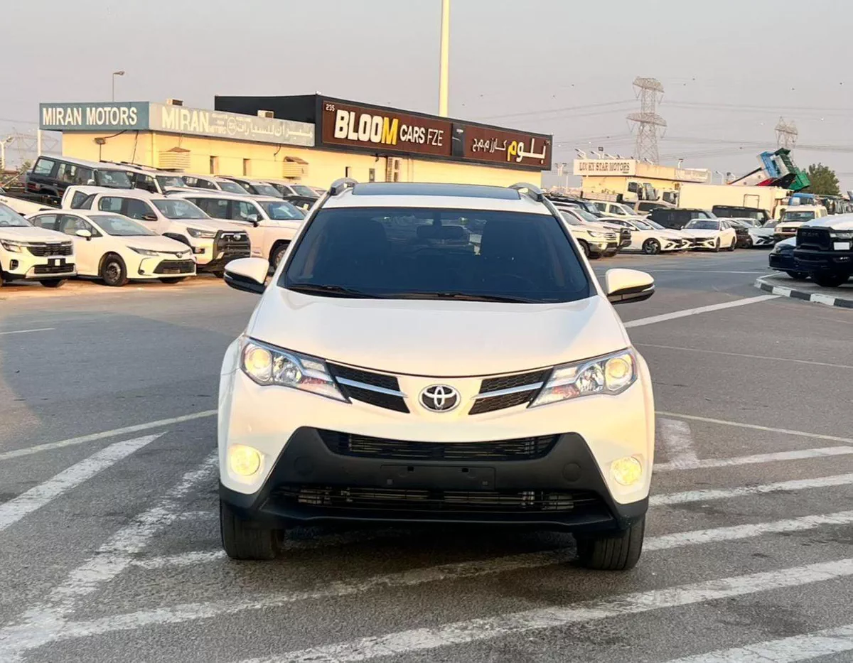 Toyota RAV4  2014 Toyota Rav4 Full Option 2.5L V4 - Sunroof - Rear Camera - Leather Seat - Japanese Specs-1-0