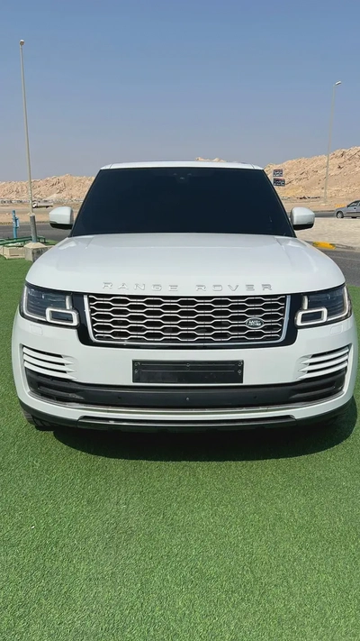  Range Rover vogue L super charged V8 Gcc-0