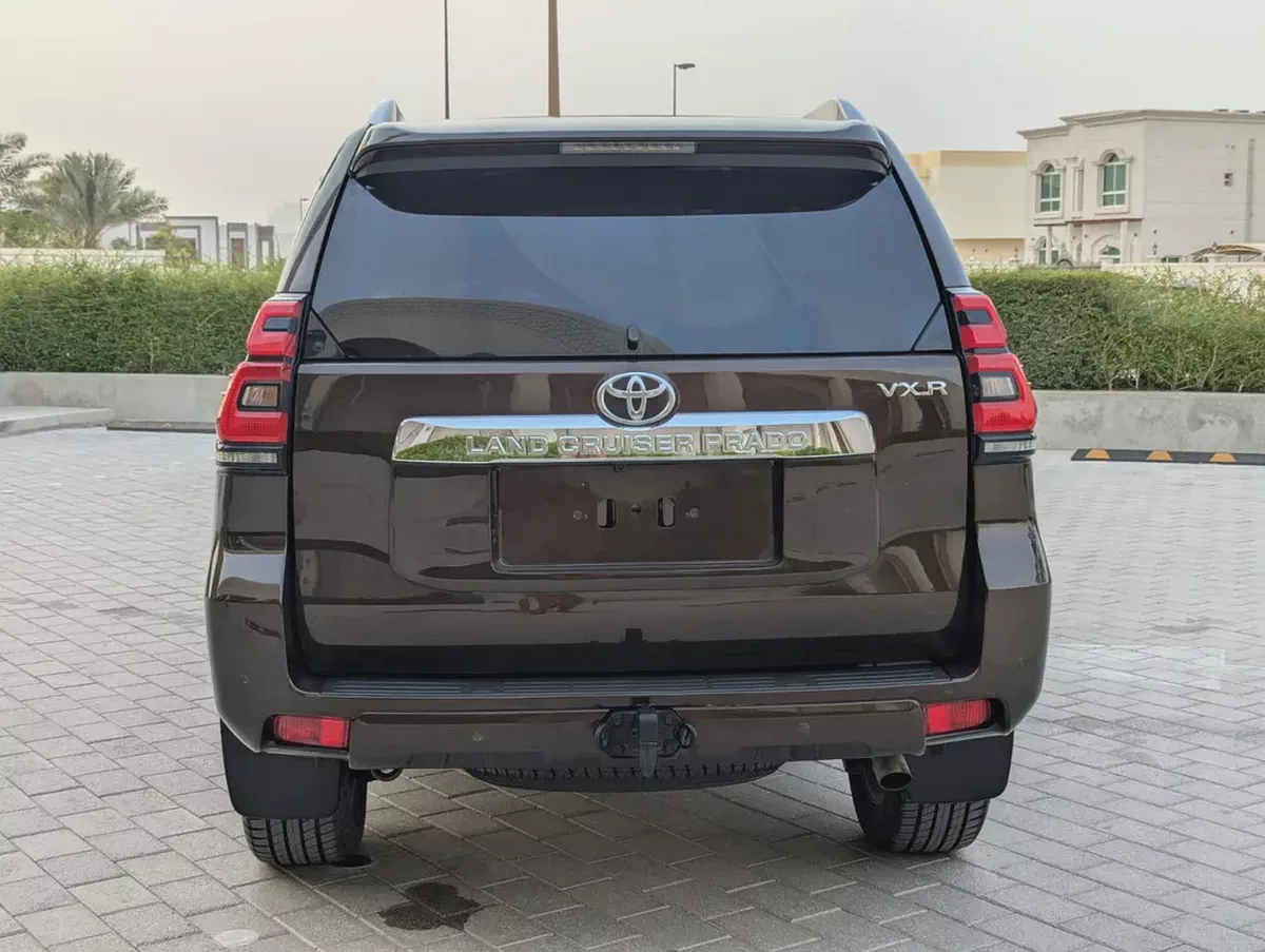 Toyota Prado VXR 2022 | Top Full Option GCC Specs V6 4.0L Interior and Exterior Excellent Condition-5-5