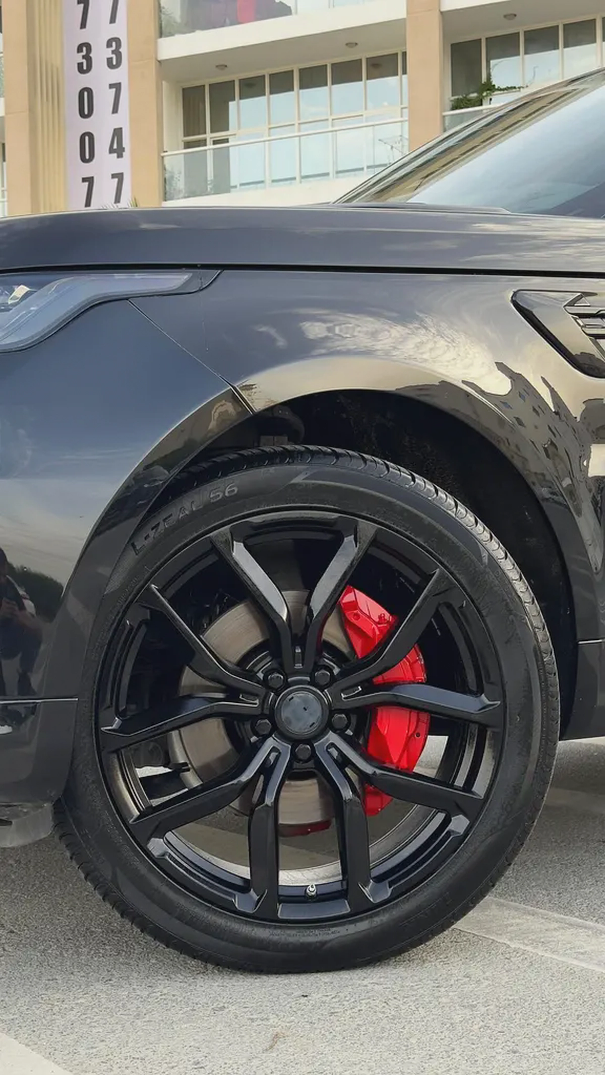 Land Rover Range Rover Sport SE Dynamic-6-6