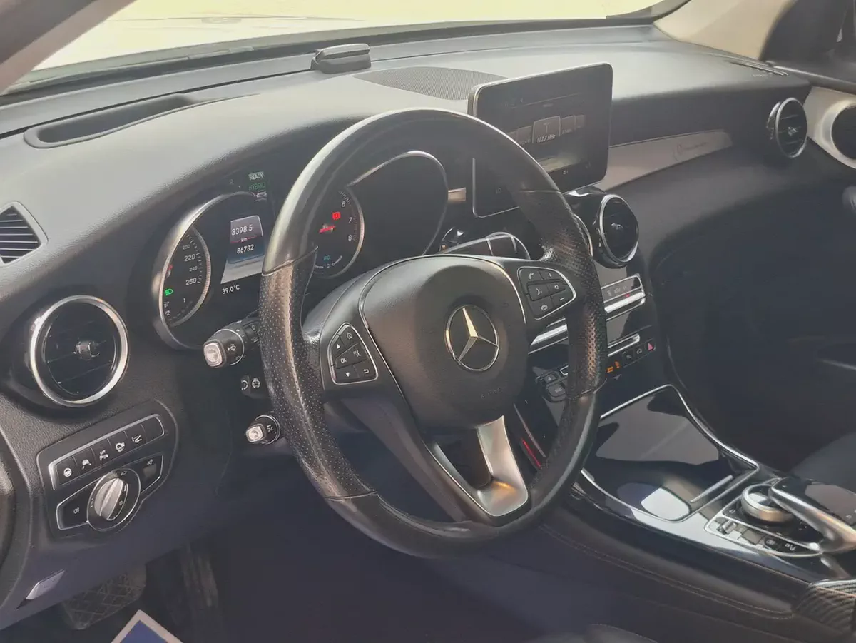 Mercedes-Benz GLC 350e 4MATIC 2020 | Korean Specs | Luxury SUV-10-10