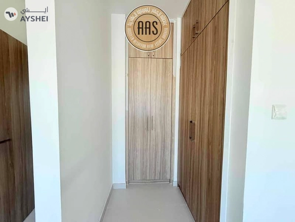 SINGLE ROW SPACIOUS 3BR+MAID VILLA FOR RENT
