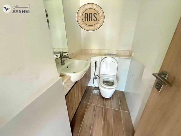 SINGLE ROW SPACIOUS 3BR+MAID VILLA FOR RENT