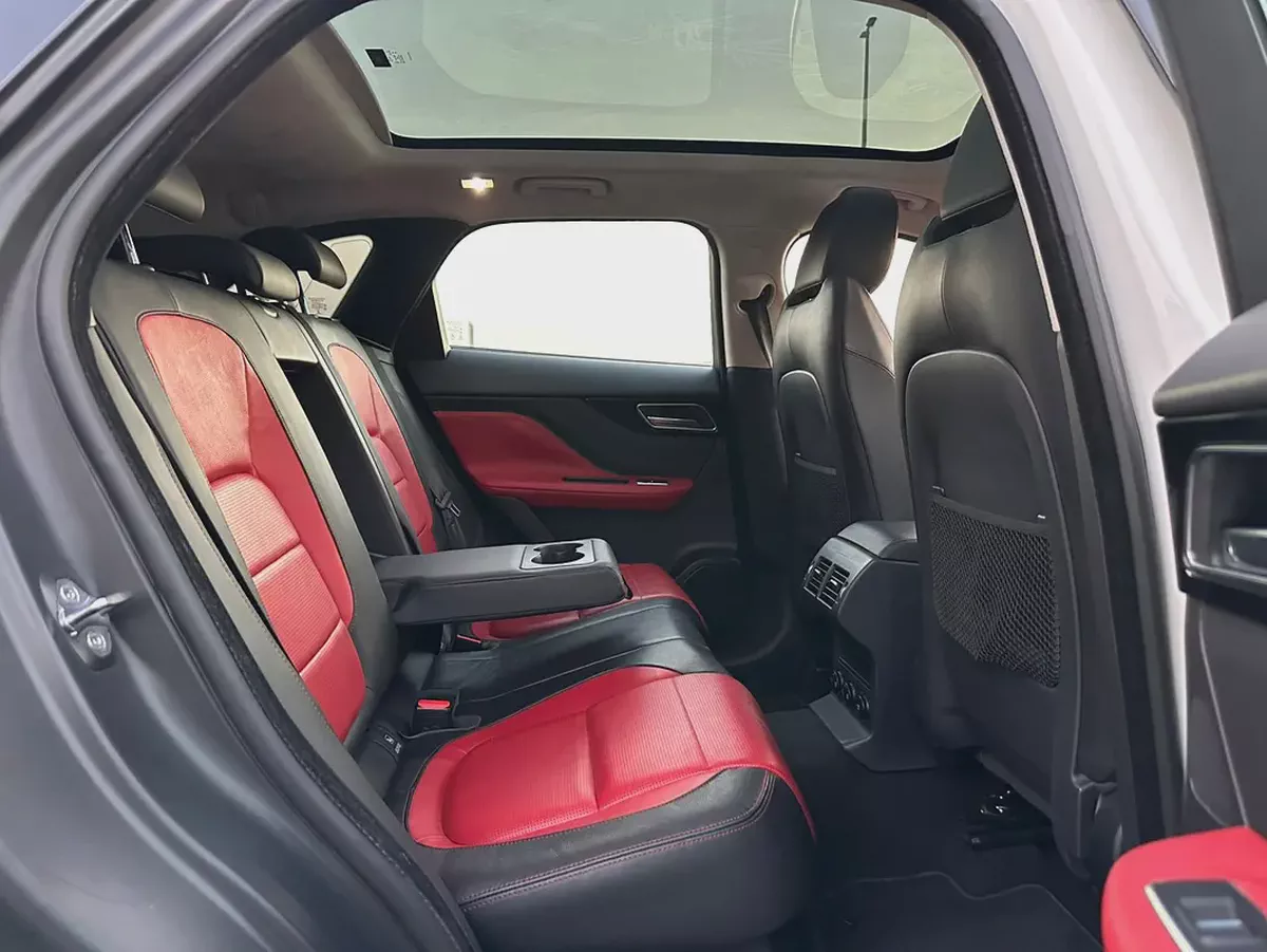 (2019) JAGUAR F PACE //R-SPORT// GCC FULL OPTION -EXCELLENT CONDITION--13-13