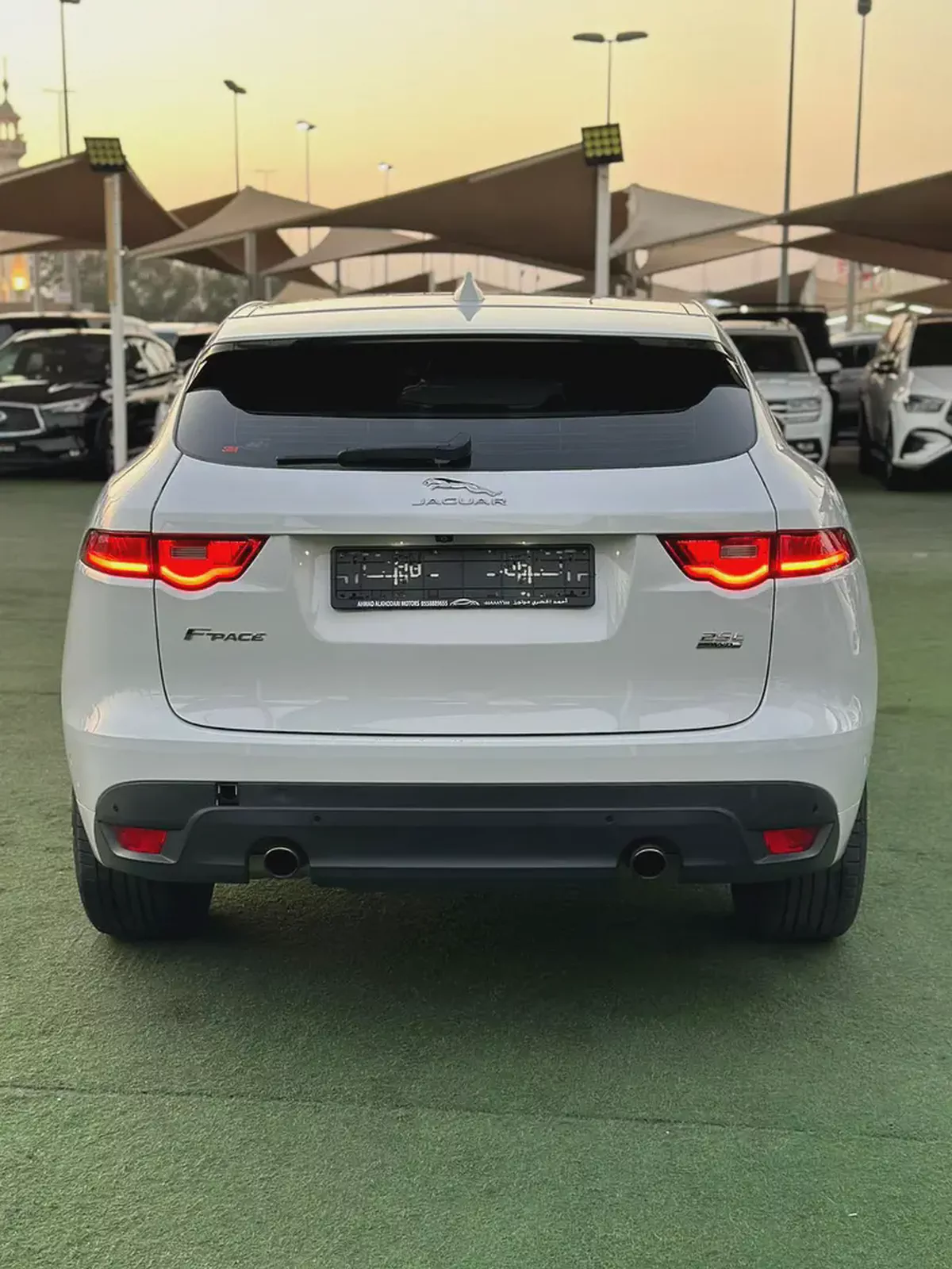 (2019) JAGUAR F PACE //R-SPORT// GCC FULL OPTION -EXCELLENT CONDITION--5-5