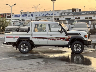 Toyota Land Cruiser Pick Up 2026 Toyota Land Cruiser LC79 Double Cab LX-Z AT - EXPORT ONLY-3