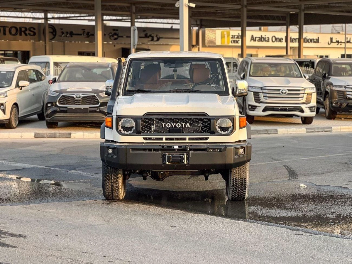 Toyota Land Cruiser Pick Up 2026 Toyota Land Cruiser LC79 Double Cab LX-Z AT - EXPORT ONLY-1-0