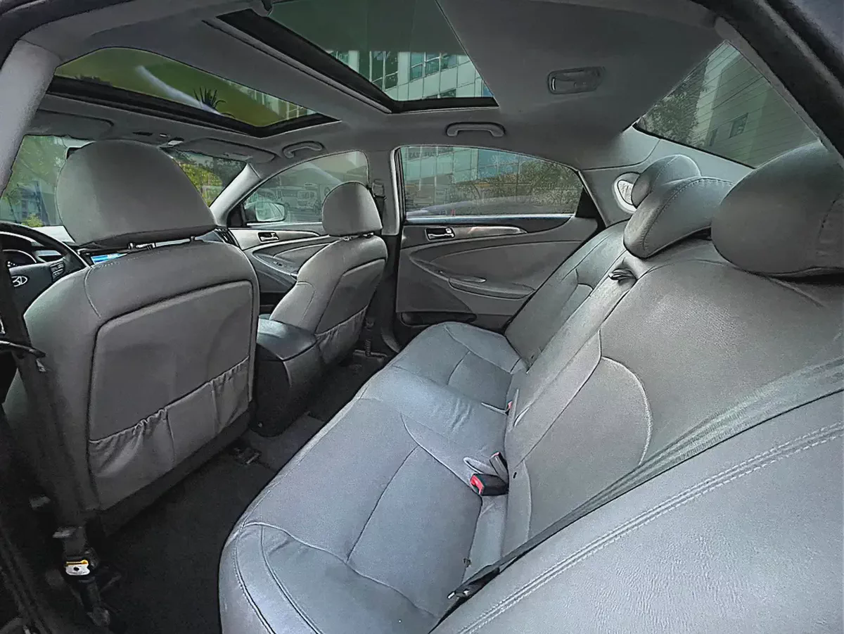 HYUNDAI SONATA | HYBRID | LIMITED | 2.4L V4 | WELL MAINTAINED-18-18
