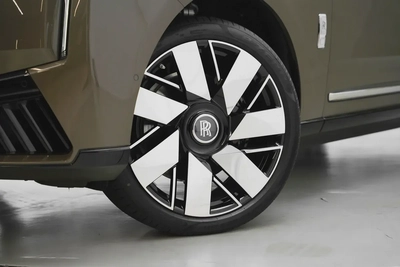 2026 ROLLS ROYCE CULLINAN WITH WARRANTY AND SERVICE CONTRACT-12