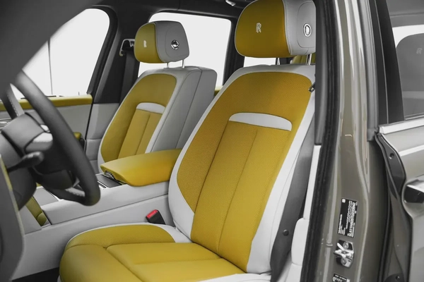 2026 ROLLS ROYCE CULLINAN WITH WARRANTY AND SERVICE CONTRACT
