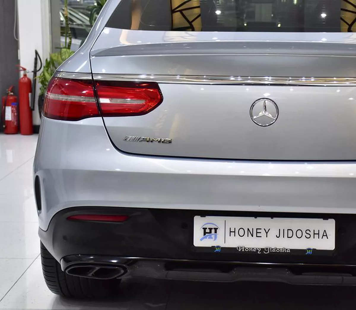 Mercedes Benz GLE43 AMG ( 2018 Model ) in Silver Color GCC Specs-1-1