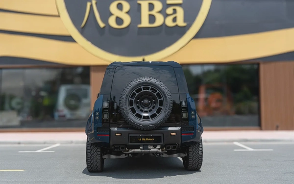 2026 Land Rover Defender Octa | Brand New