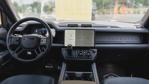 2026 Land Rover Defender Octa | Brand New