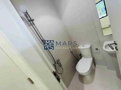 "Stunning 4-Bedroom Middle Unit Townhouse in Masaar – For rent-12