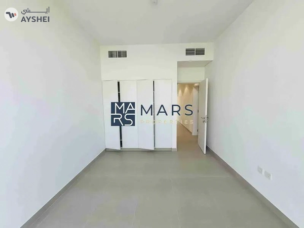 "Stunning 4-Bedroom Middle Unit Townhouse in Masaar – For rent