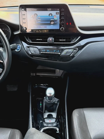 TOYOTA C-HR—2021–GCC—FREE ACCIDENT—ORIGINAL PAINT—HYBRID—EXCELLENT CONDITION-11