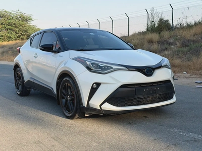 TOYOTA C-HR—2021–GCC—FREE ACCIDENT—ORIGINAL PAINT—HYBRID—EXCELLENT CONDITION-1