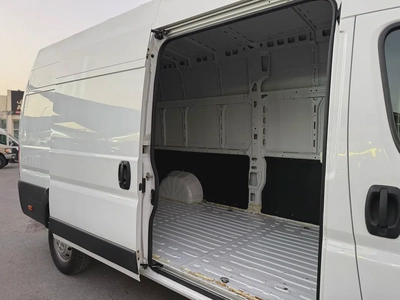 Peugeot Boxer 2023 White High Roof-11