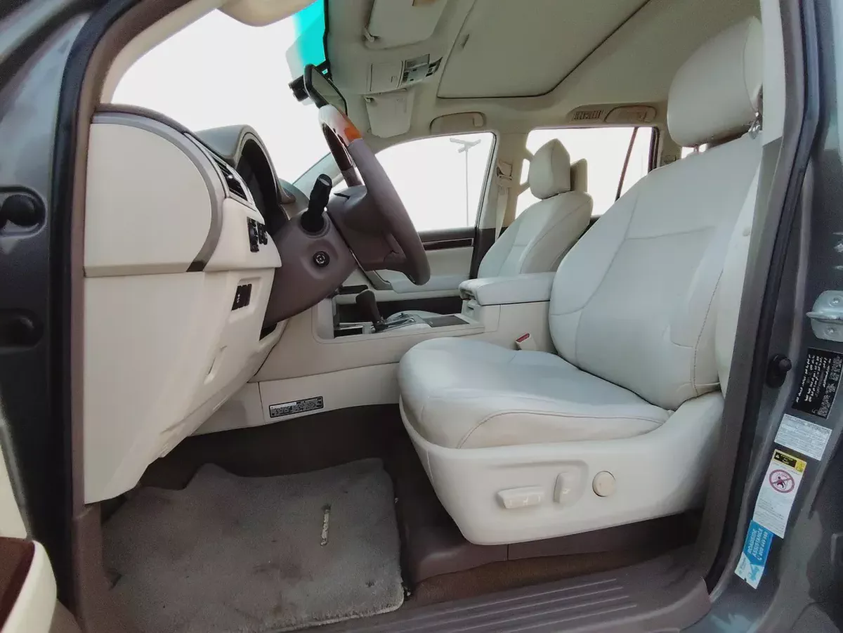 Well Maintained Lexus GX 460 2012 | GCC Specs | Reliable V8 Luxury SUV With Low KM-6-6
