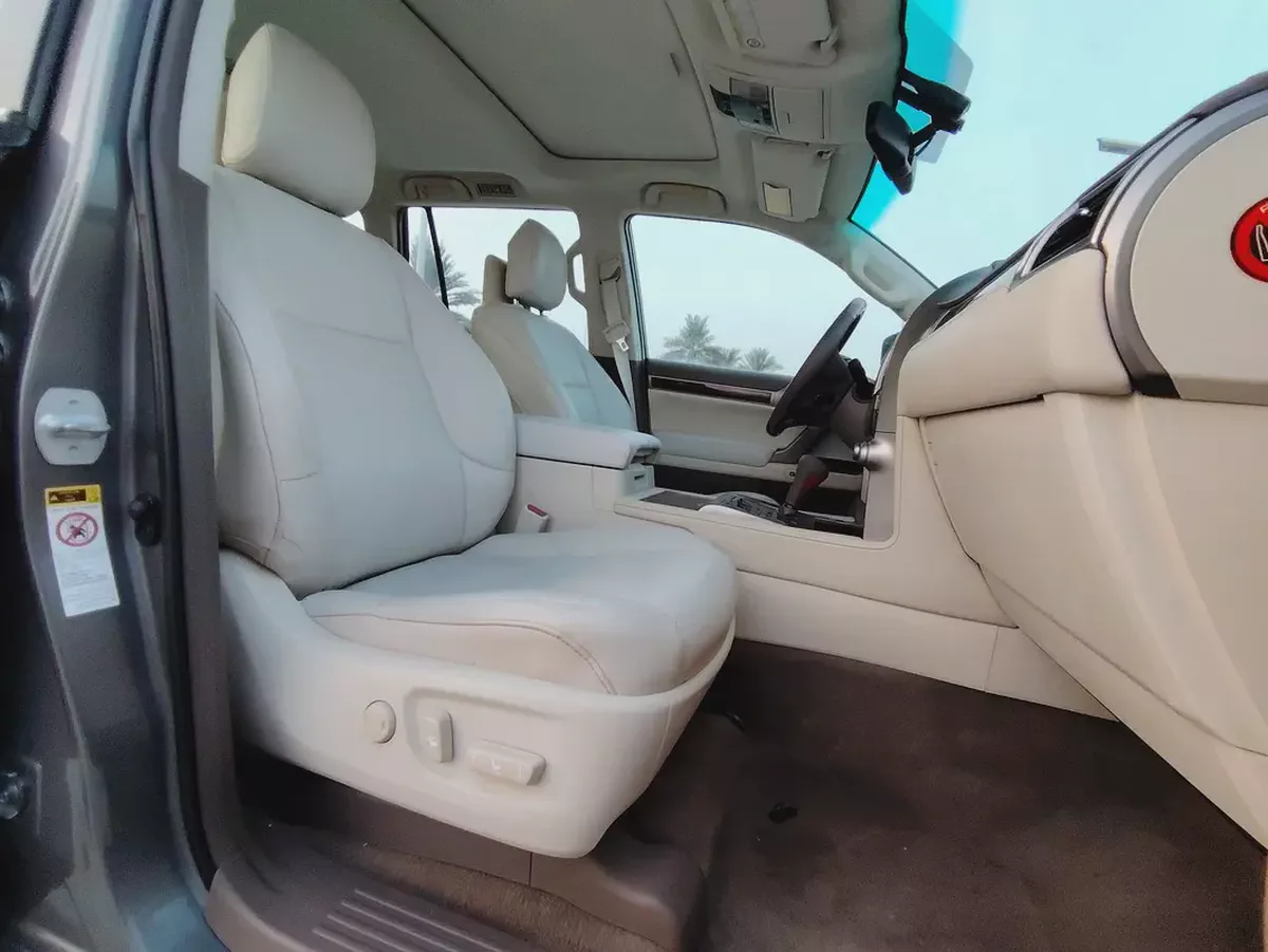 Well Maintained Lexus GX 460 2012 | GCC Specs | Reliable V8 Luxury SUV With Low KM-7-7