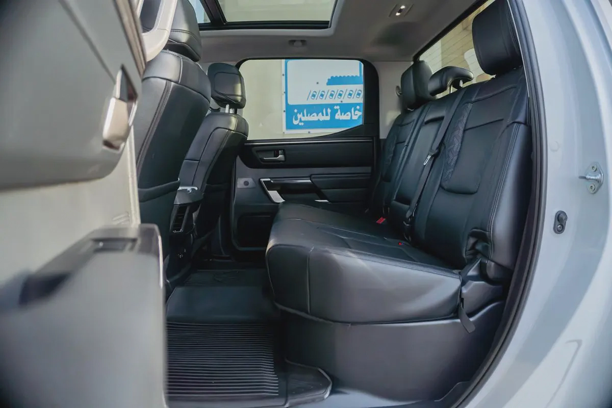 TOYOTA TUNDRA 2024 CRE WHITE-18-18