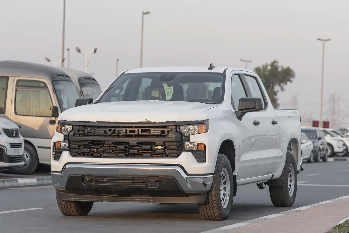 CHEVROLET SILVERADO | V8 5.3L | 4WD | GCC | 2025  (Export)-2-2