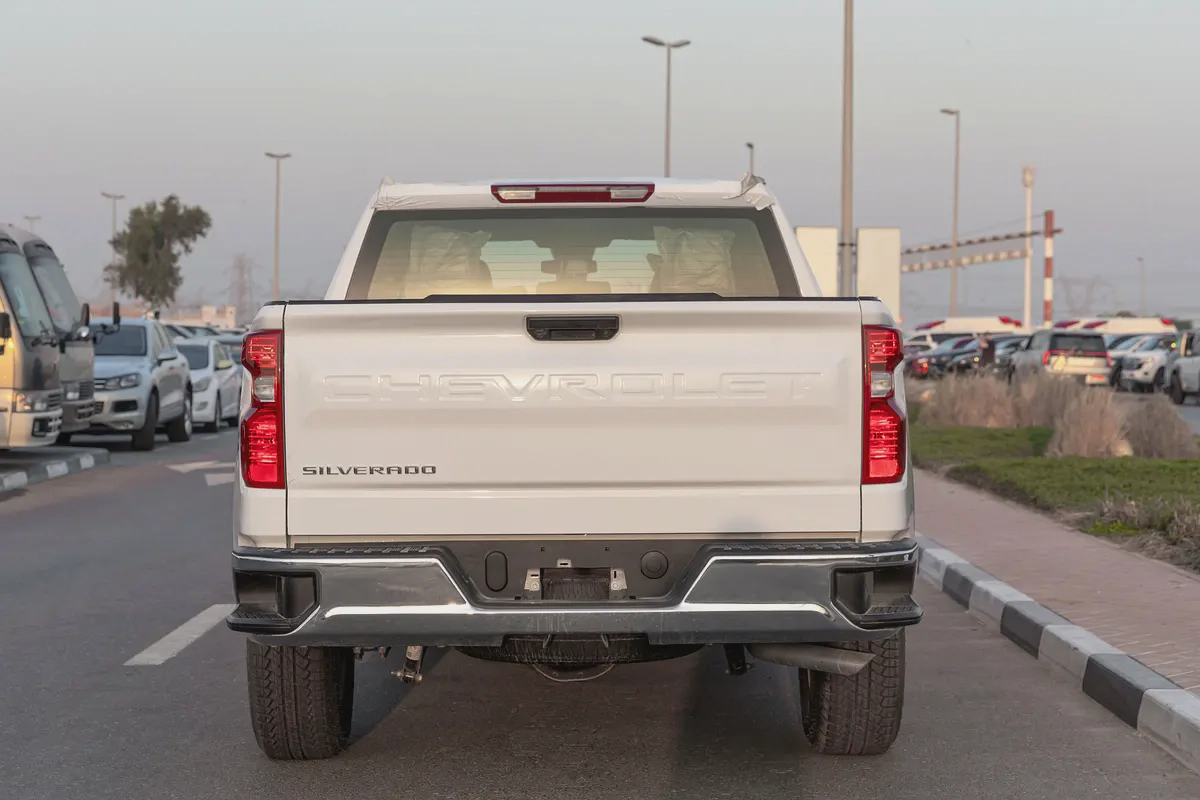CHEVROLET SILVERADO | V8 5.3L | 4WD | GCC | 2025  (Export)-4-4