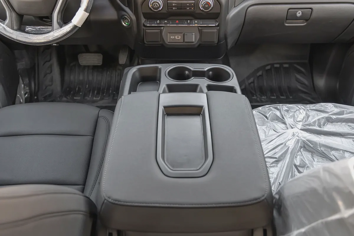 CHEVROLET SILVERADO | V8 5.3L | 4WD | GCC | 2025  (Export)-13-13