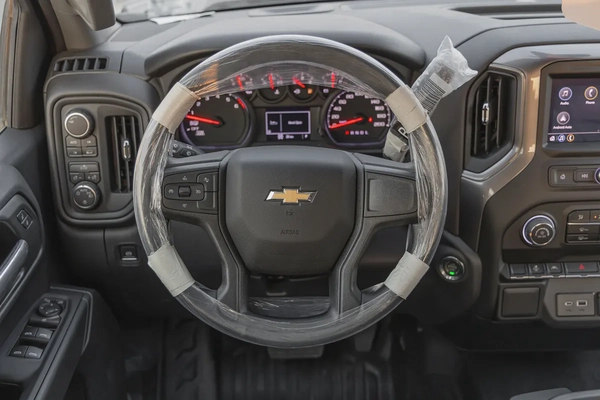 CHEVROLET SILVERADO | V8 5.3L | 4WD | GCC | 2025  (Export)