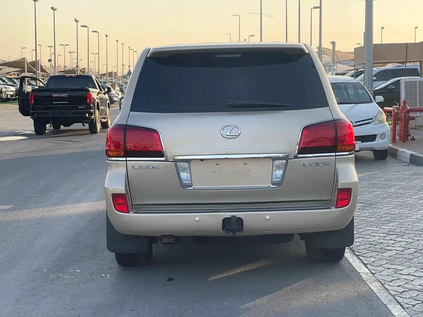Lexus LX 570 Platinum 2009 - GCC Specs