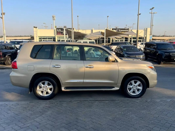 Lexus LX 570 Platinum 2009 - GCC Specs