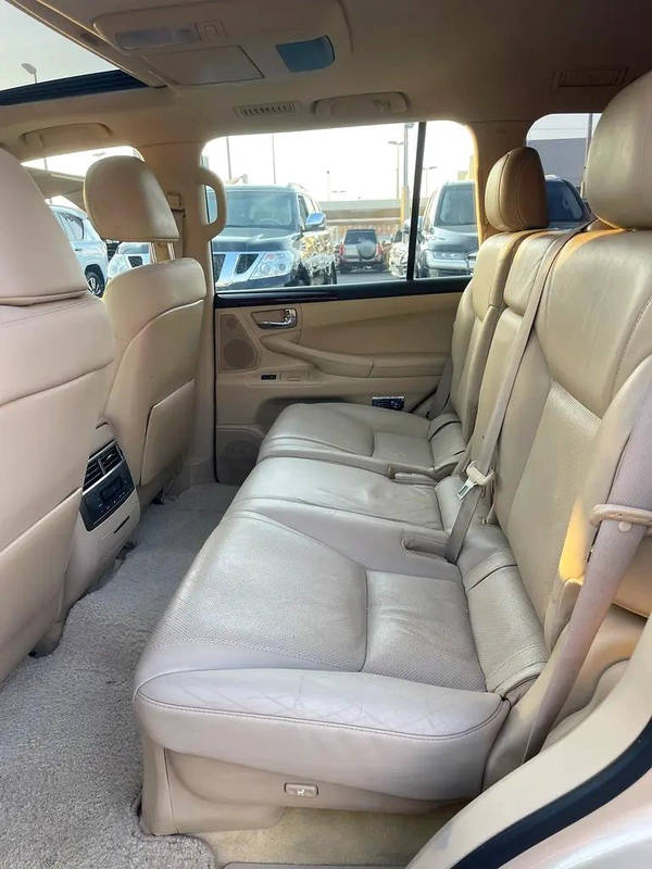 Lexus LX 570 Platinum 2009 - GCC Specs
